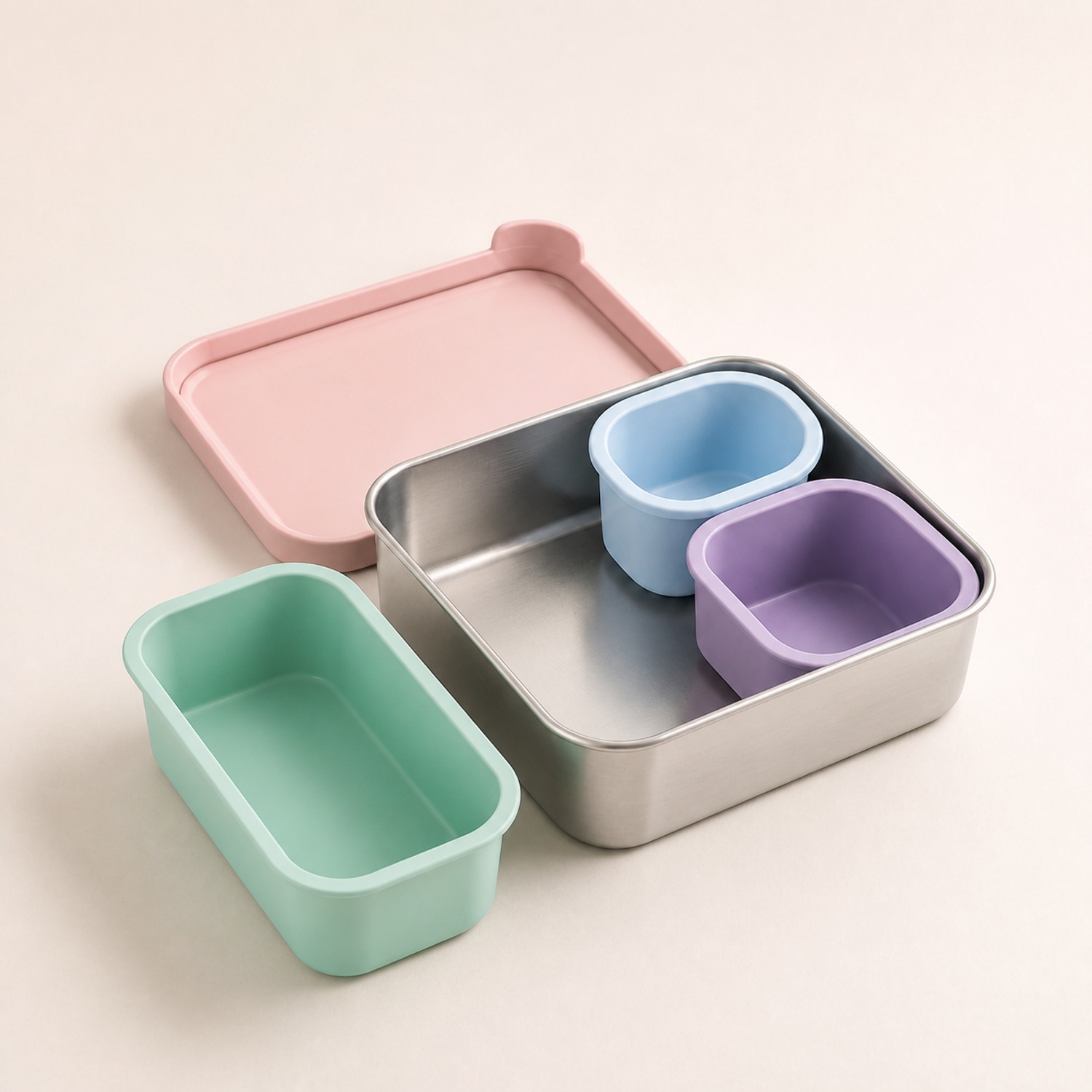 3-COMPARTMENT SNACK BOX