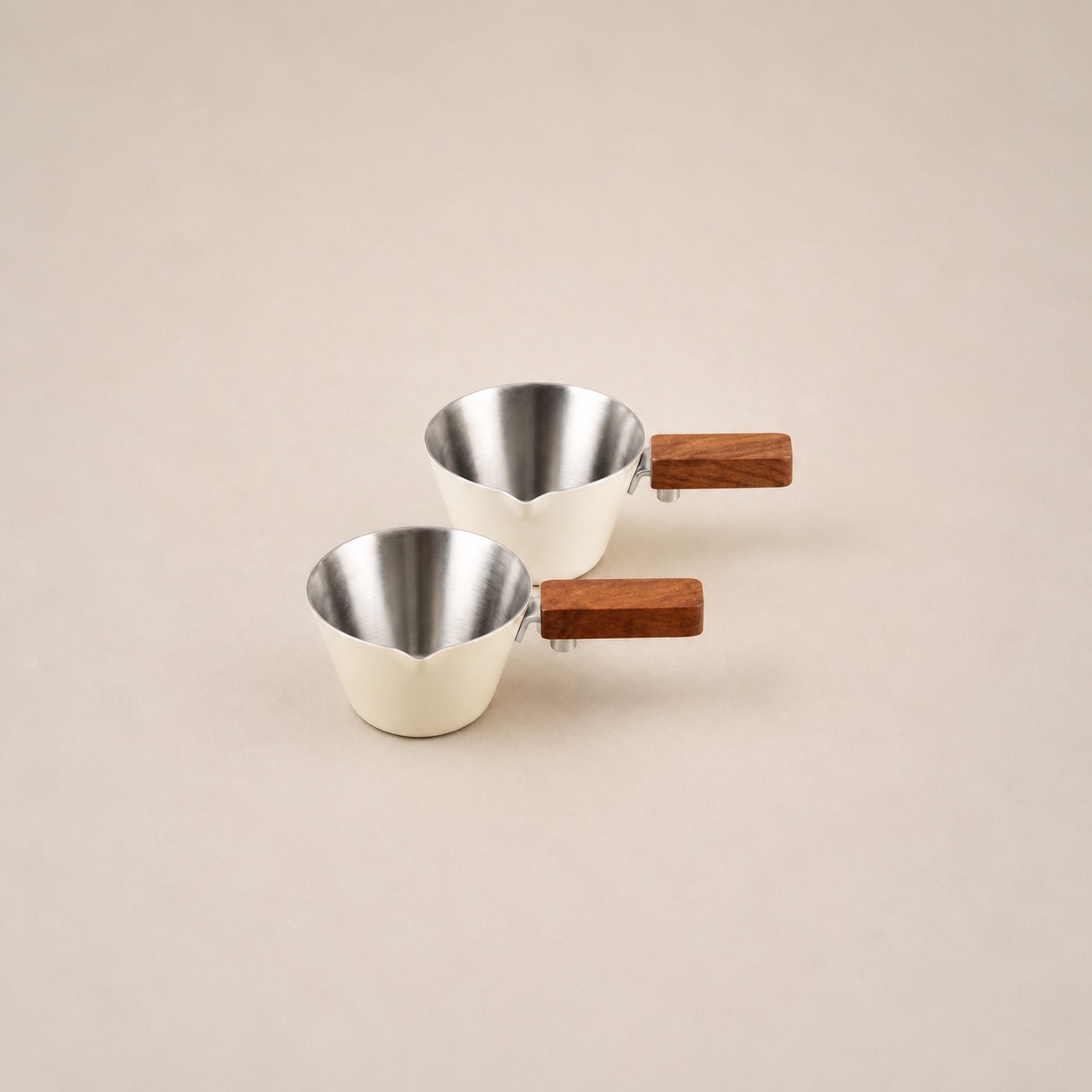 WALNUT-HANDLE ESPRESSO CUP